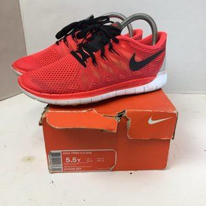 nike free run 5.0 sz 5.5y orange